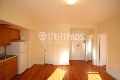 33 Lancaster Ter, Corey Hill