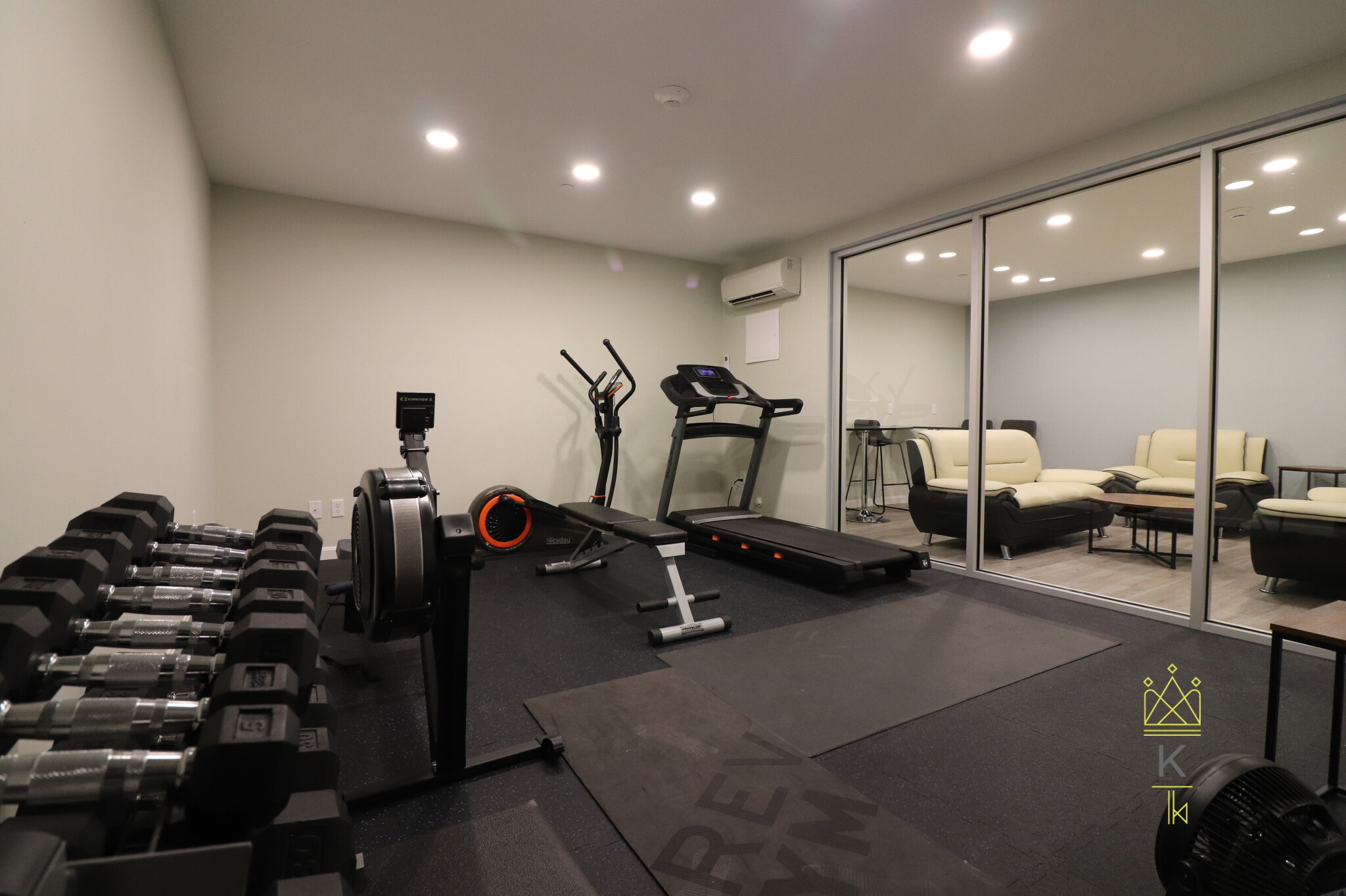 458 Washington St, Brighton