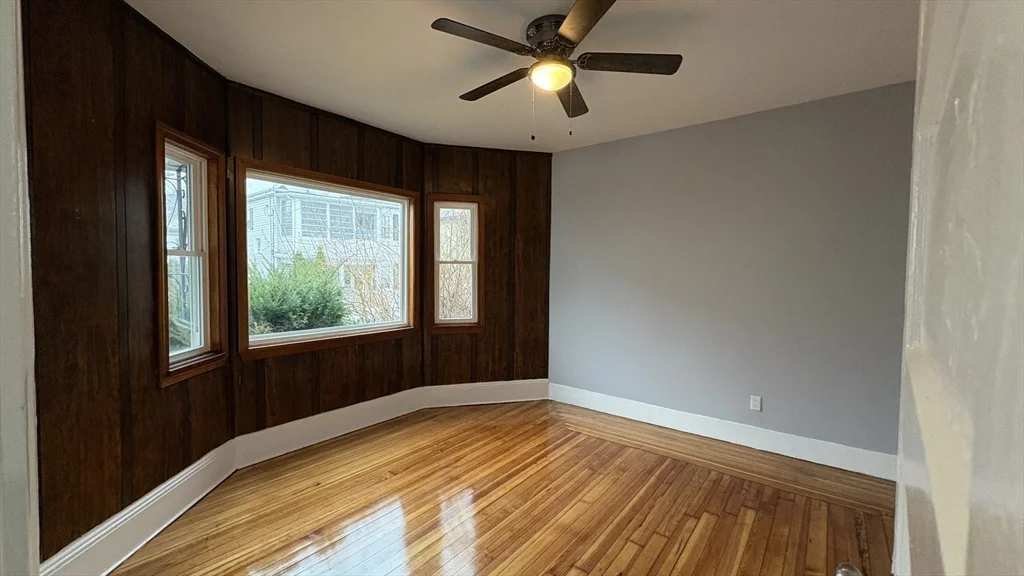 190 Sheridan Ave, Medford