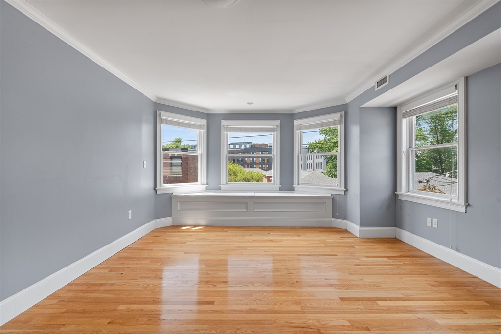 210-212 W 9th St, South Boston