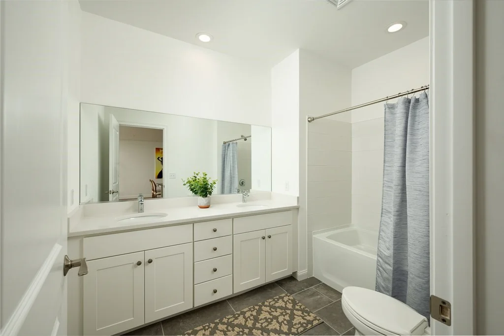 390 Chief Justice Cushing Hwy, Cohasset