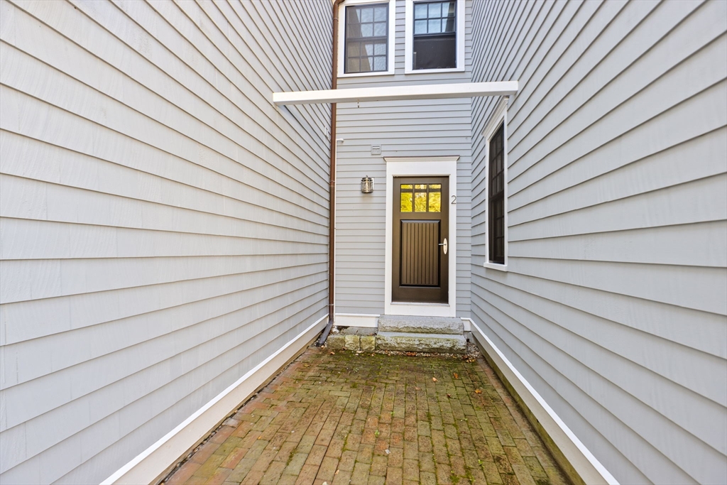 108-110 Elm St, Cohasset