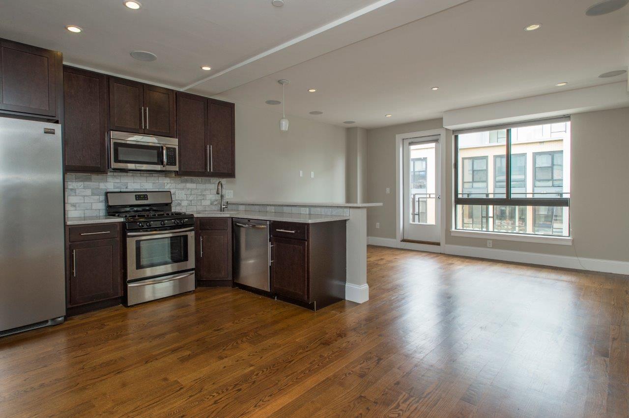 339 D St, South Boston