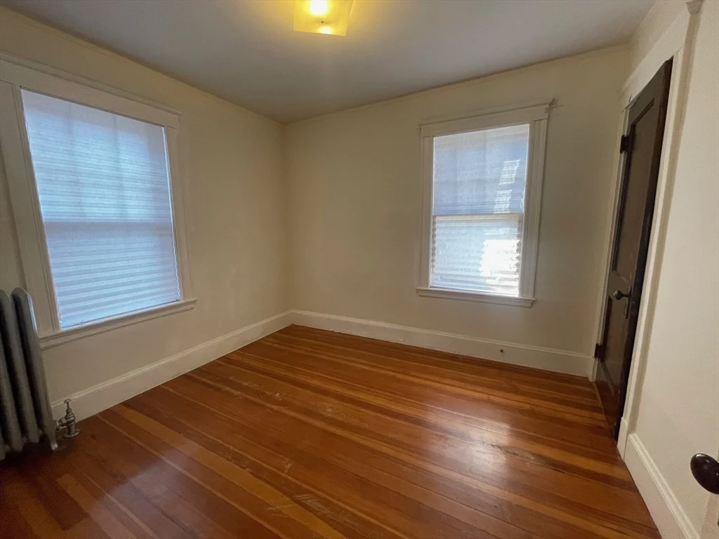 10 Breck St, Milton
