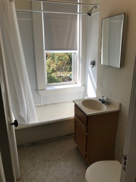 1185 Boylston St, Fenway