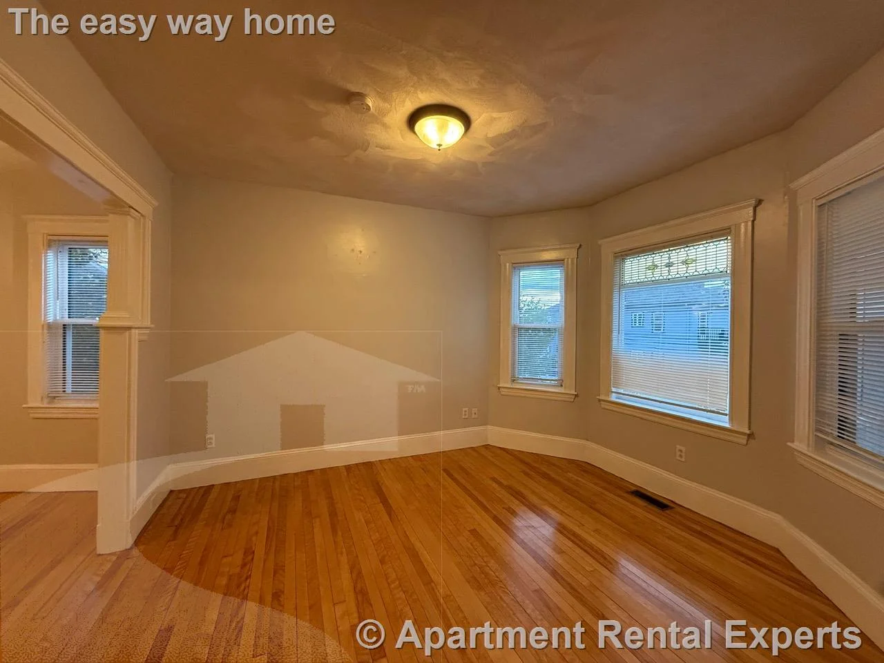 110 West Quincy St, Tufts