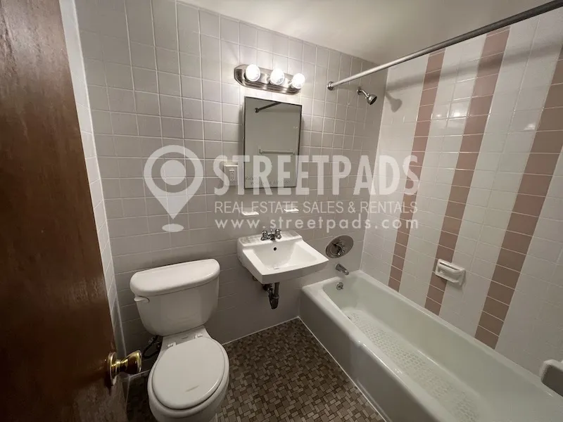 70 South Huntington Ave, Mission Hill