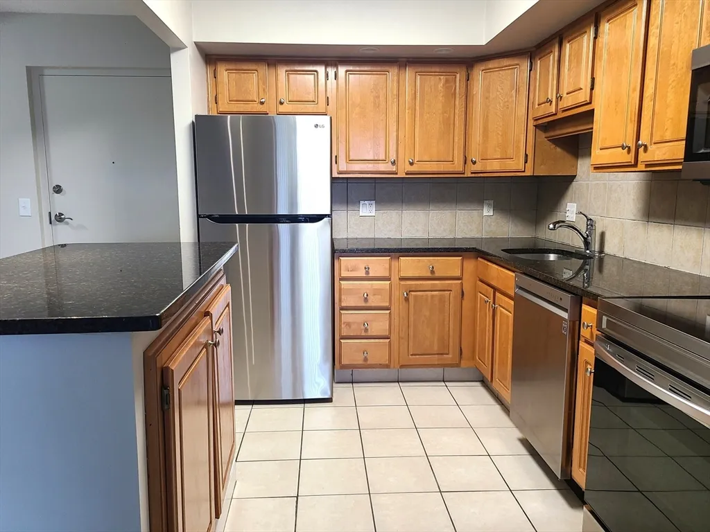 576 Washington St, Weymouth