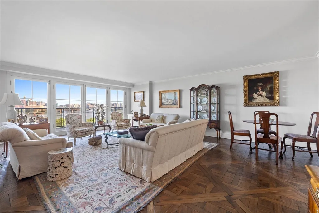 180 Beacon St, Back Bay