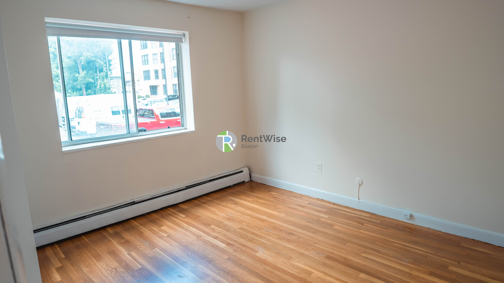 90 Gardner St, Allston