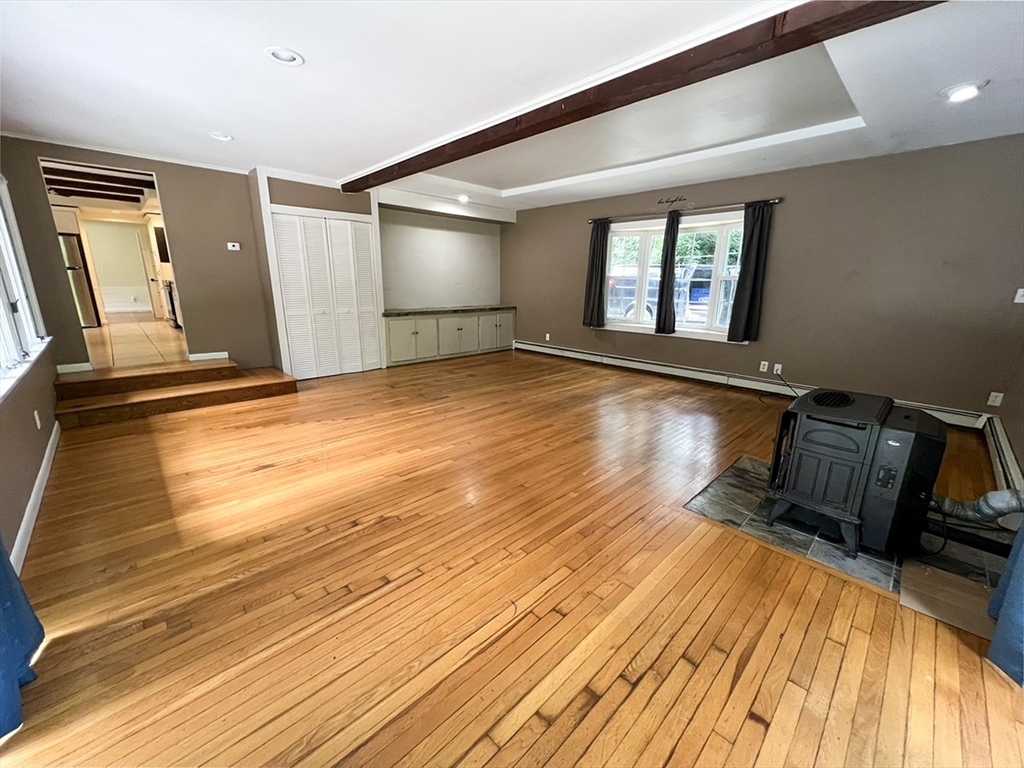 405 Cherry St, Bridgewater