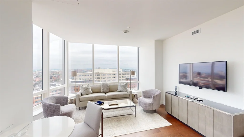 430 Stuart St, Back Bay