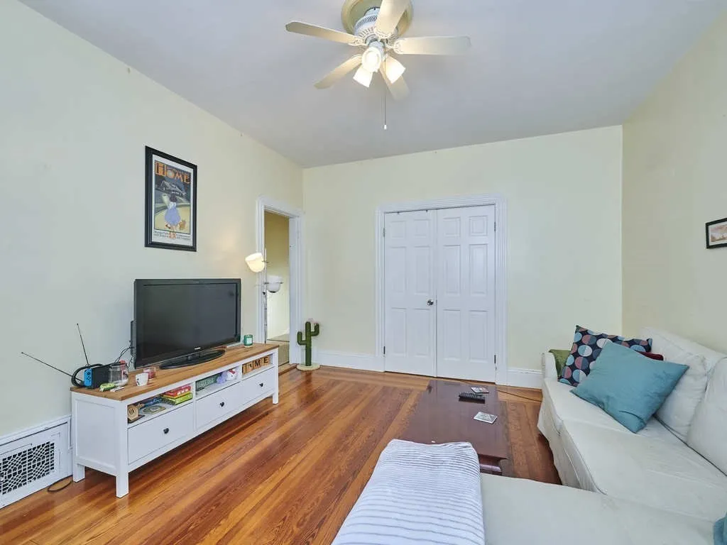 48 Wordsworth St, East Boston