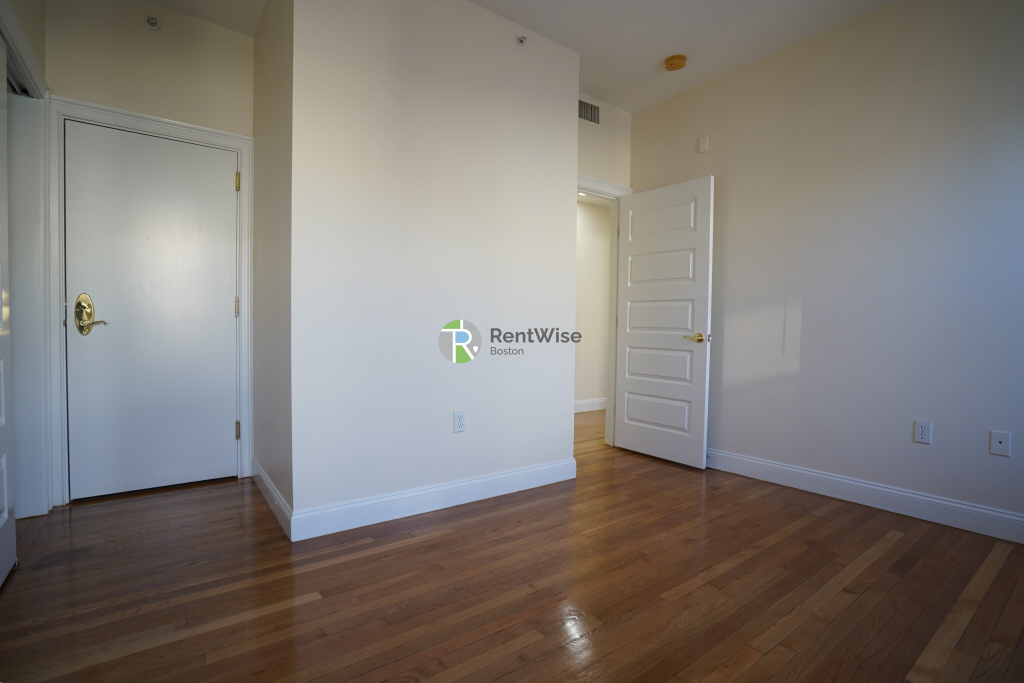 55 Ashford St, Allston