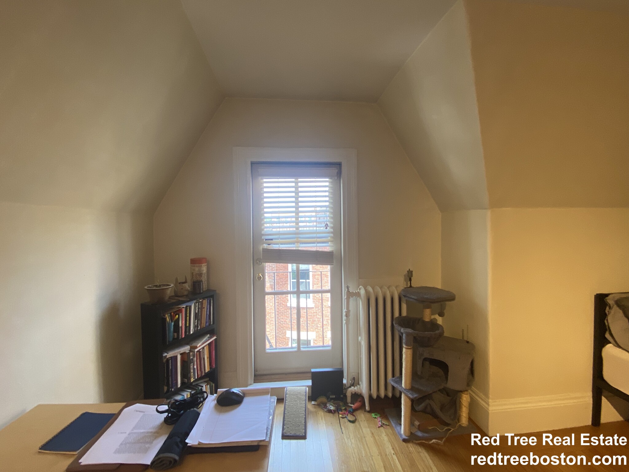 1748 Beacon St, Brookline