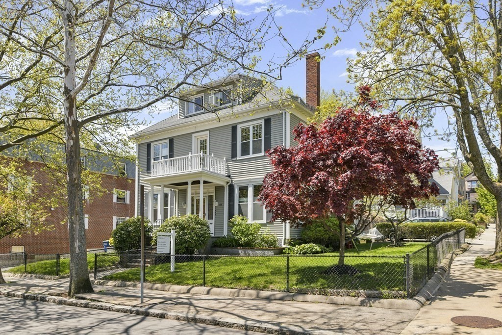 156 Sycamore St, Winter Hill