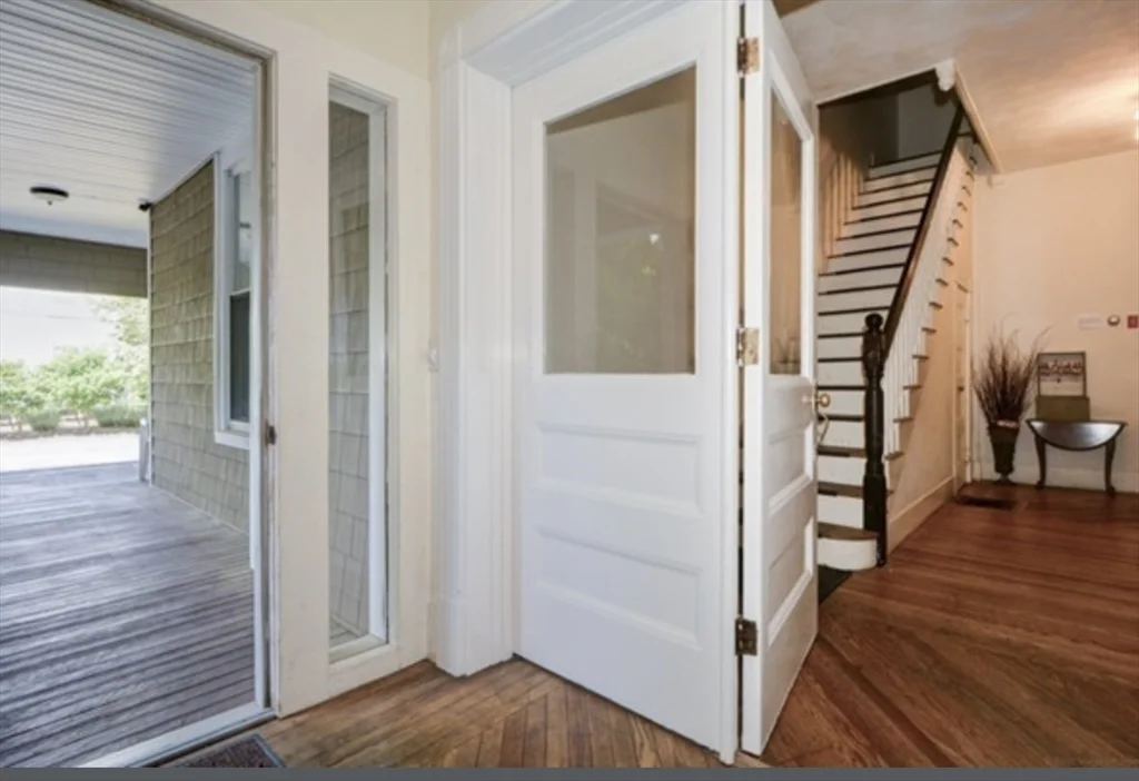 37 Walnut Pl, Newton