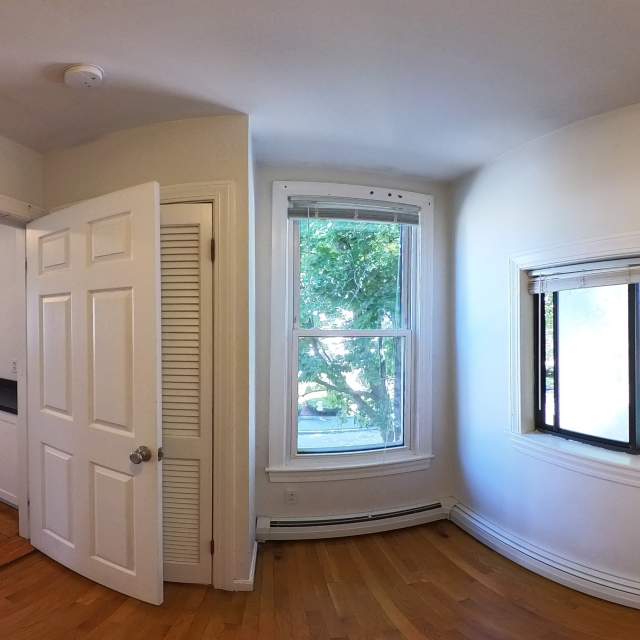 145 Brown St, South Side