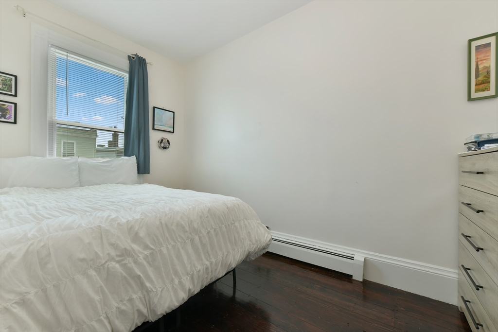 530-532 E 6th St, South Boston