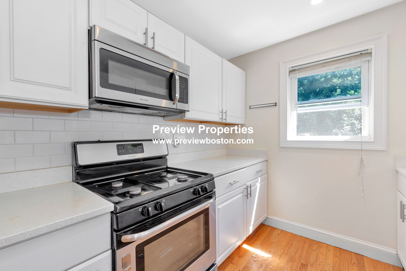 4 School St, Roxbury