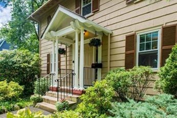 16 Chapin Rd, Newton Center