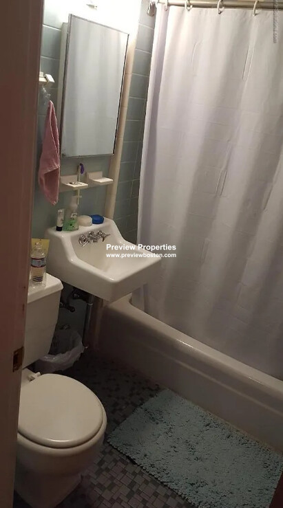 1315 Commonwealth Ave, Allston