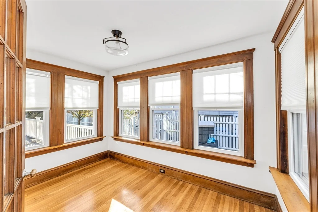 59 Crest St, West Roxbury