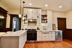 28 Brookledge, Dorchester