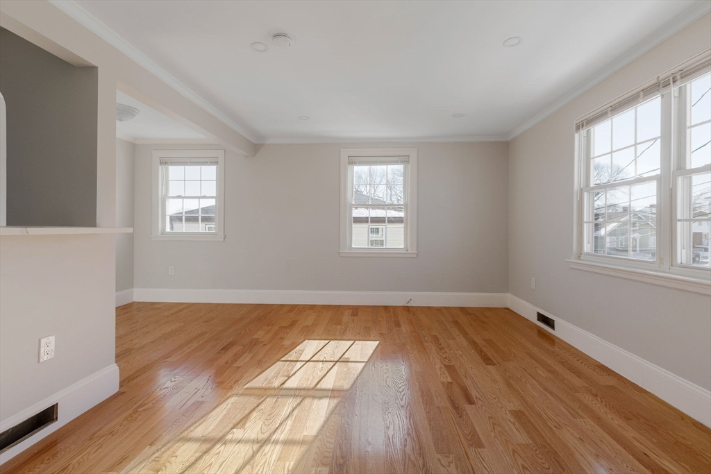 34 Weeks Ave, Roslindale