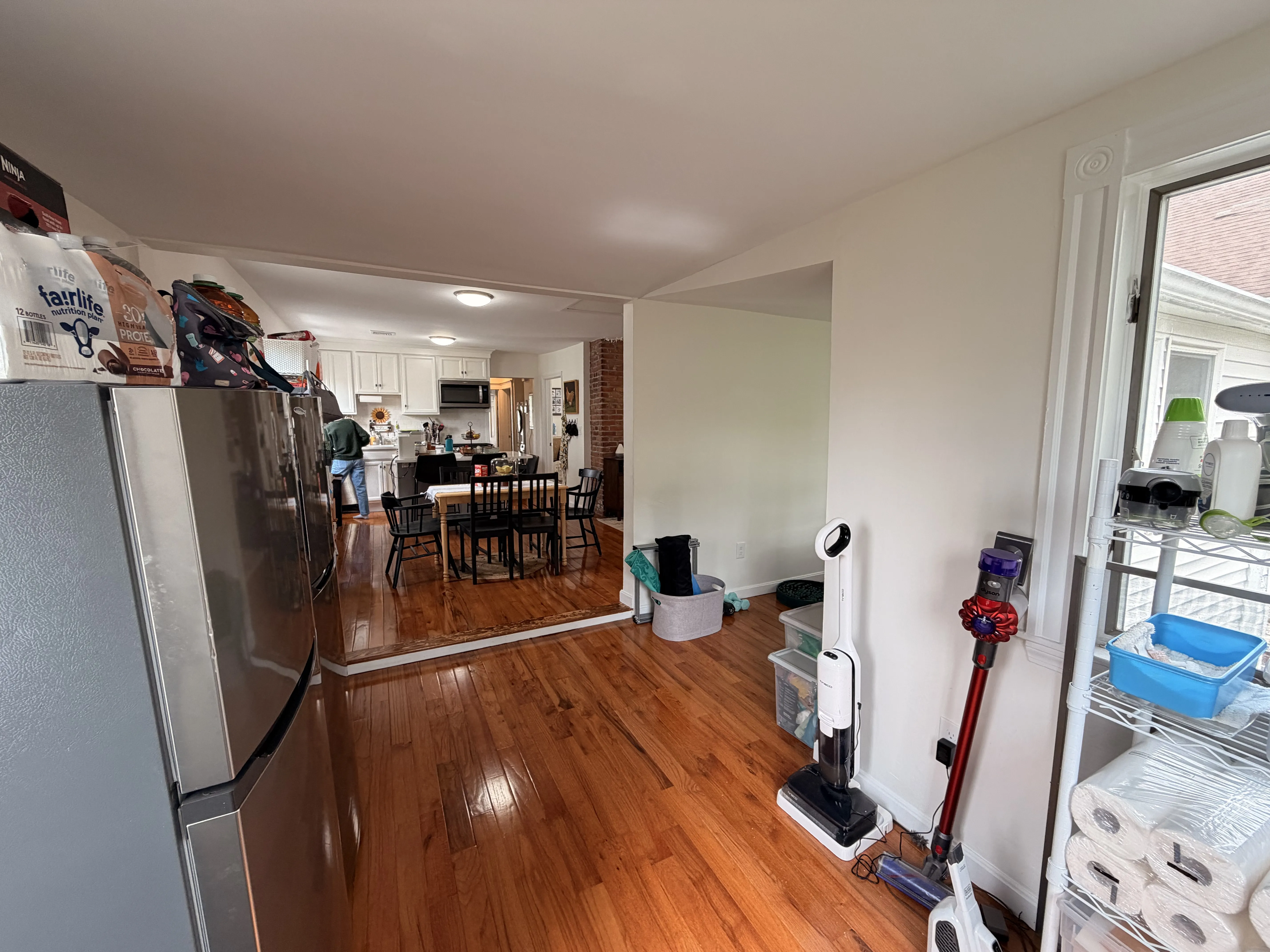 52 Raymond Ave, West Somerville