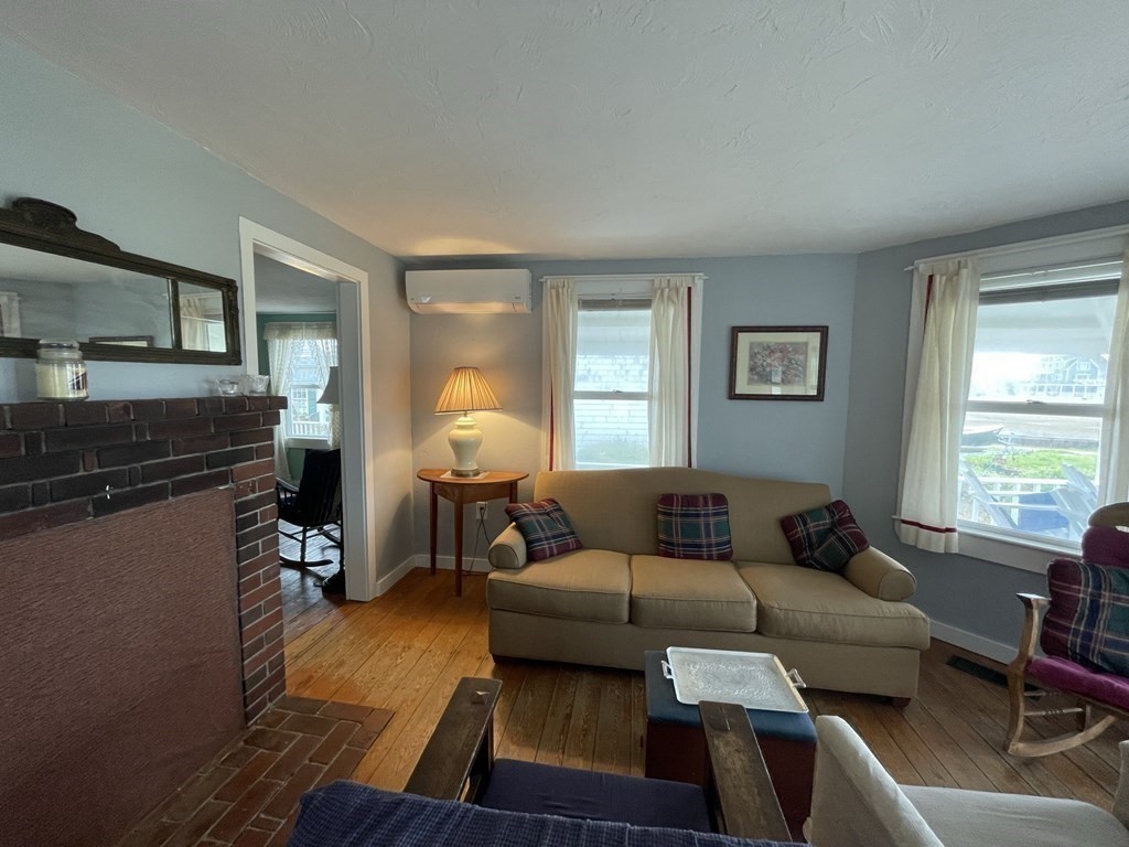 230 Bay Ave(winter Rental), Green Harbor