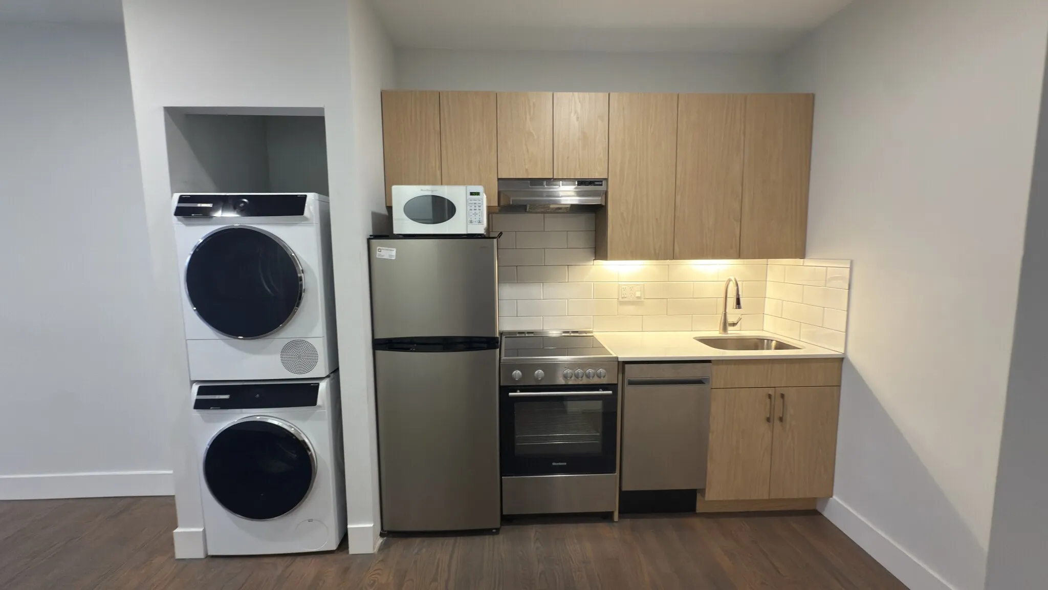 270 Newbury St, Back Bay