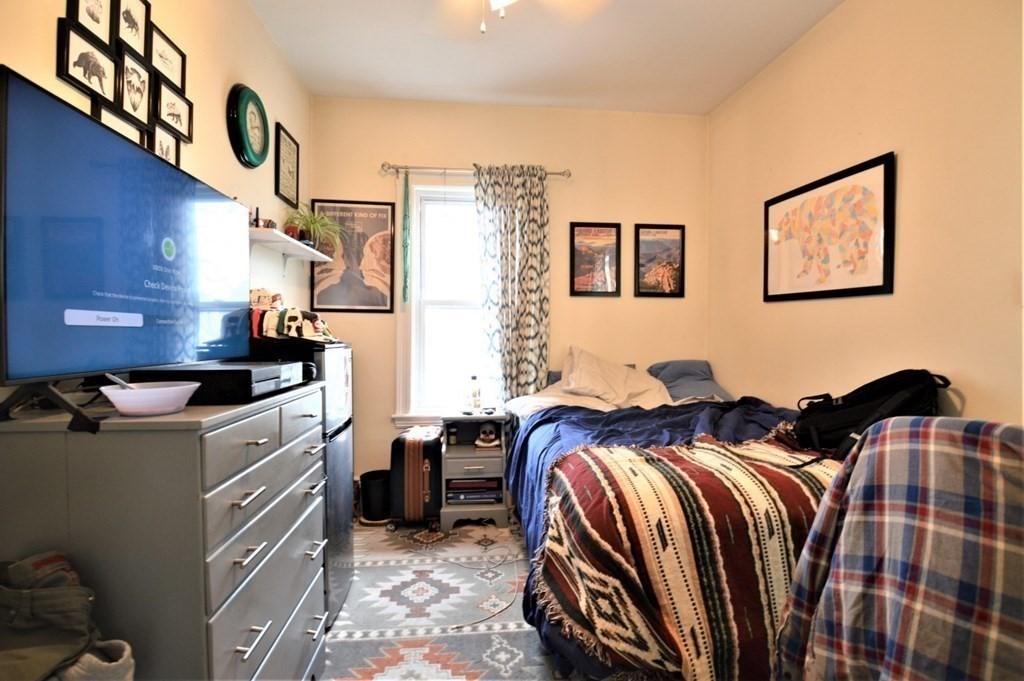 67 Washburn Ave, North Cambridge