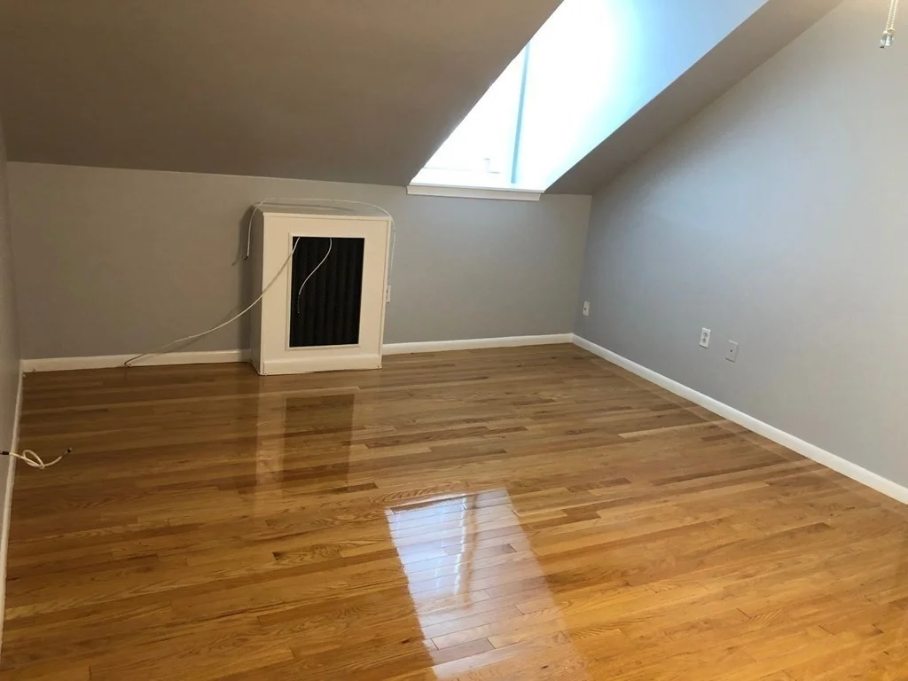 509 E Broadway, South Boston