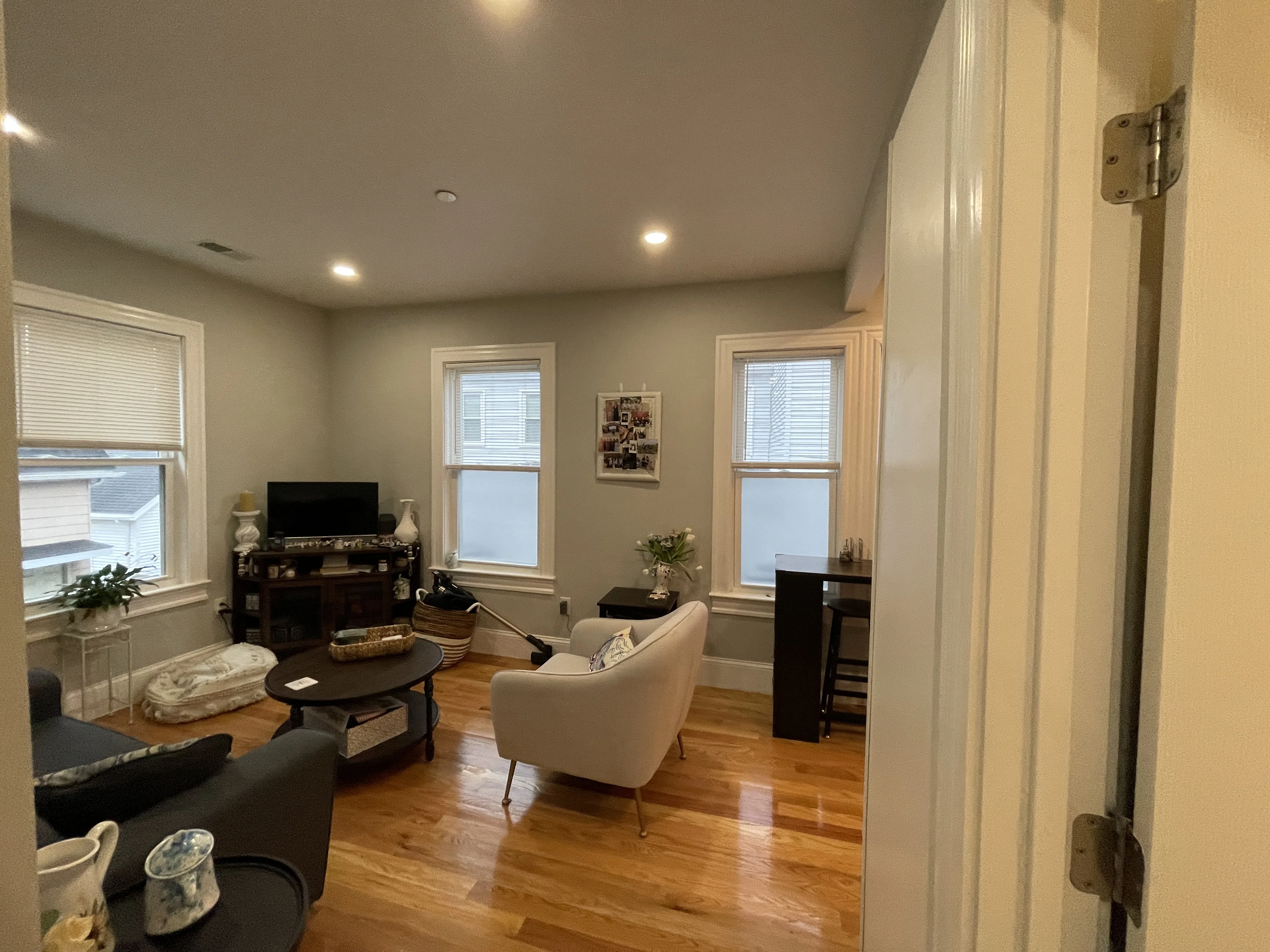 73 Pearl St, East Somerville