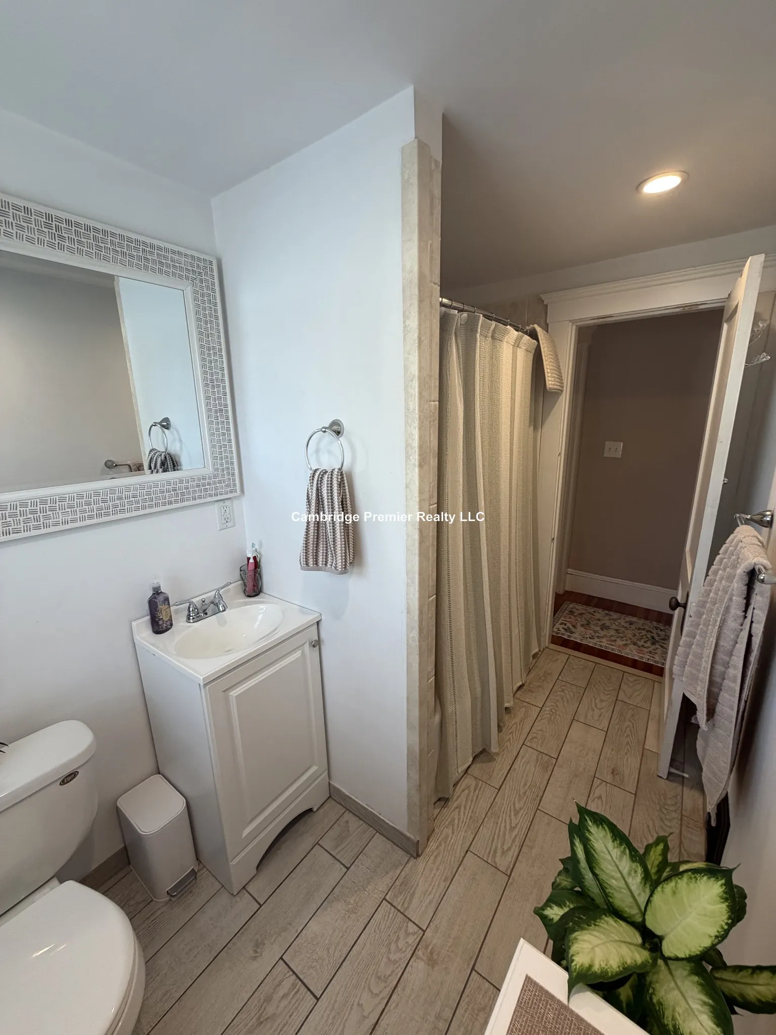 538 Main St, Stoneham