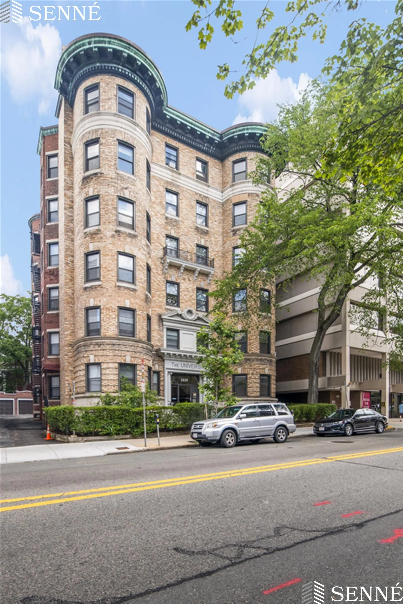 1039 Massachusetts Ave, Harvard Square