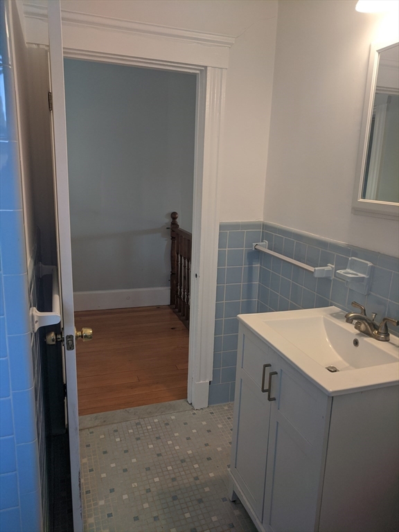 160 Washington St, Brighton