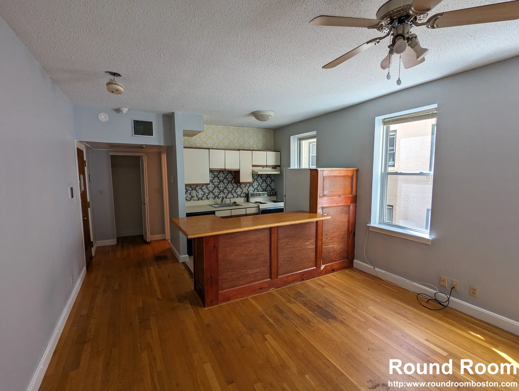 1415 Commonwealth Ave, Brighton