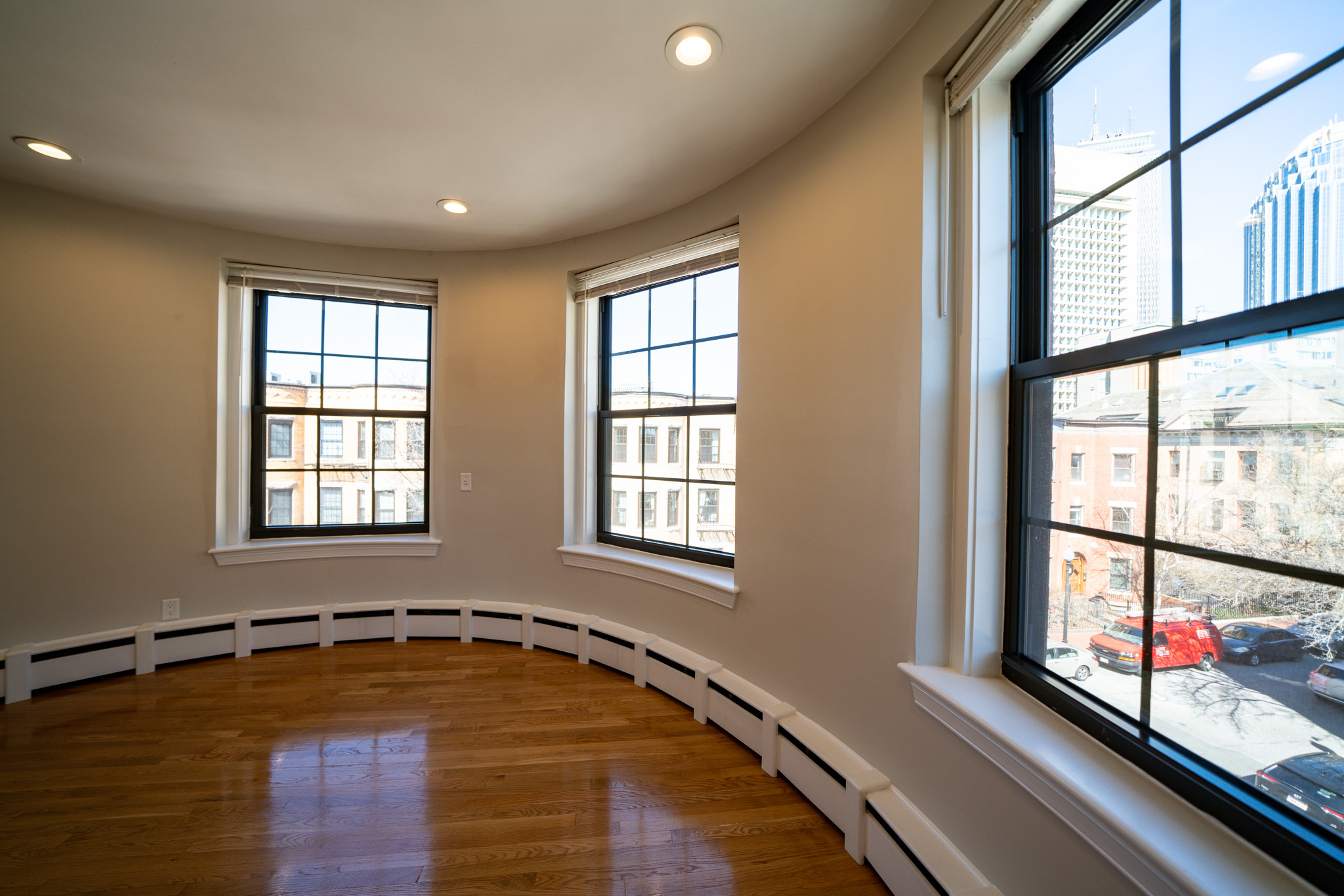 158 Saint Botolph St, Back Bay