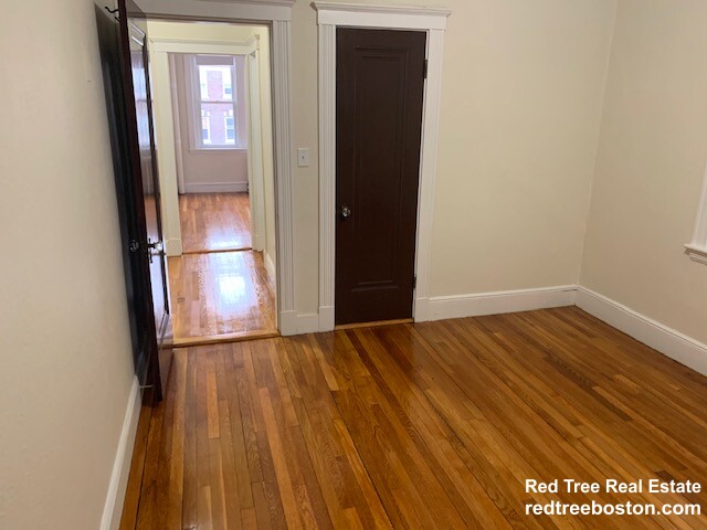 1800 Commonwealth Ave, Brighton