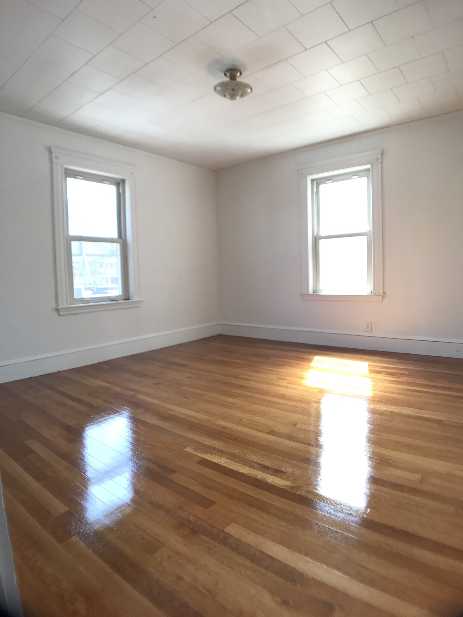 6 Endicott Ave, Teele Square