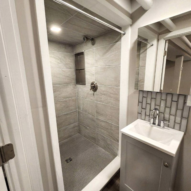 333 Broadway, Winter Hill