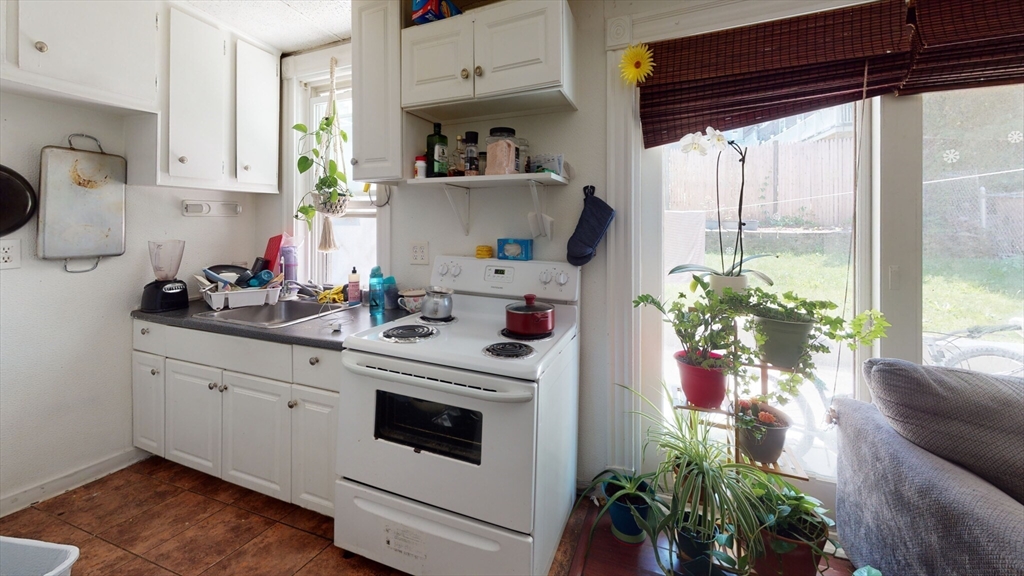 23 Endicott Ave, Revere