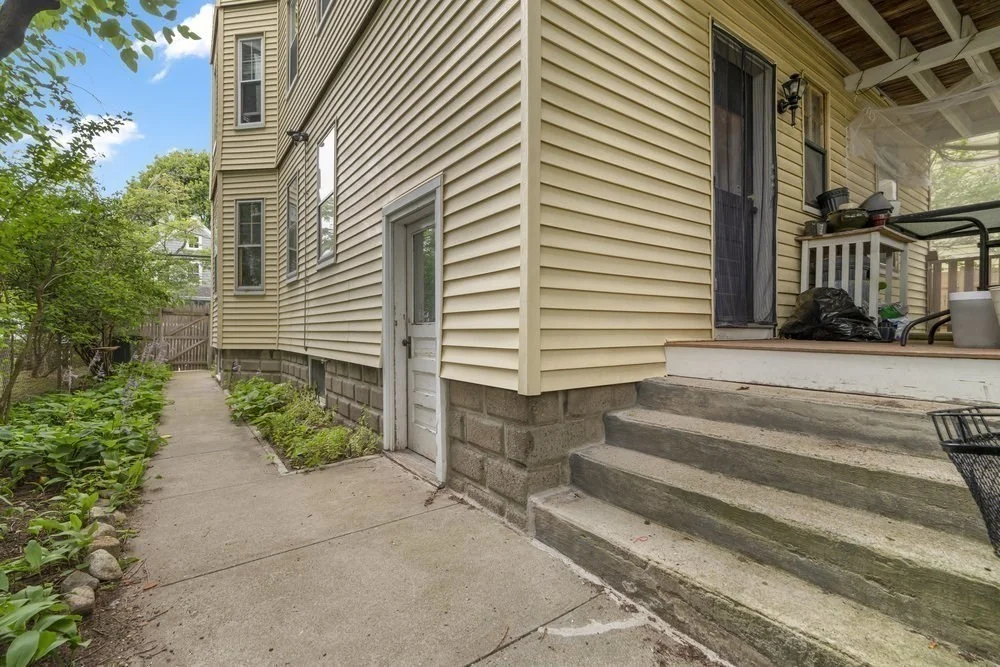 70 Dudley St, North Cambridge