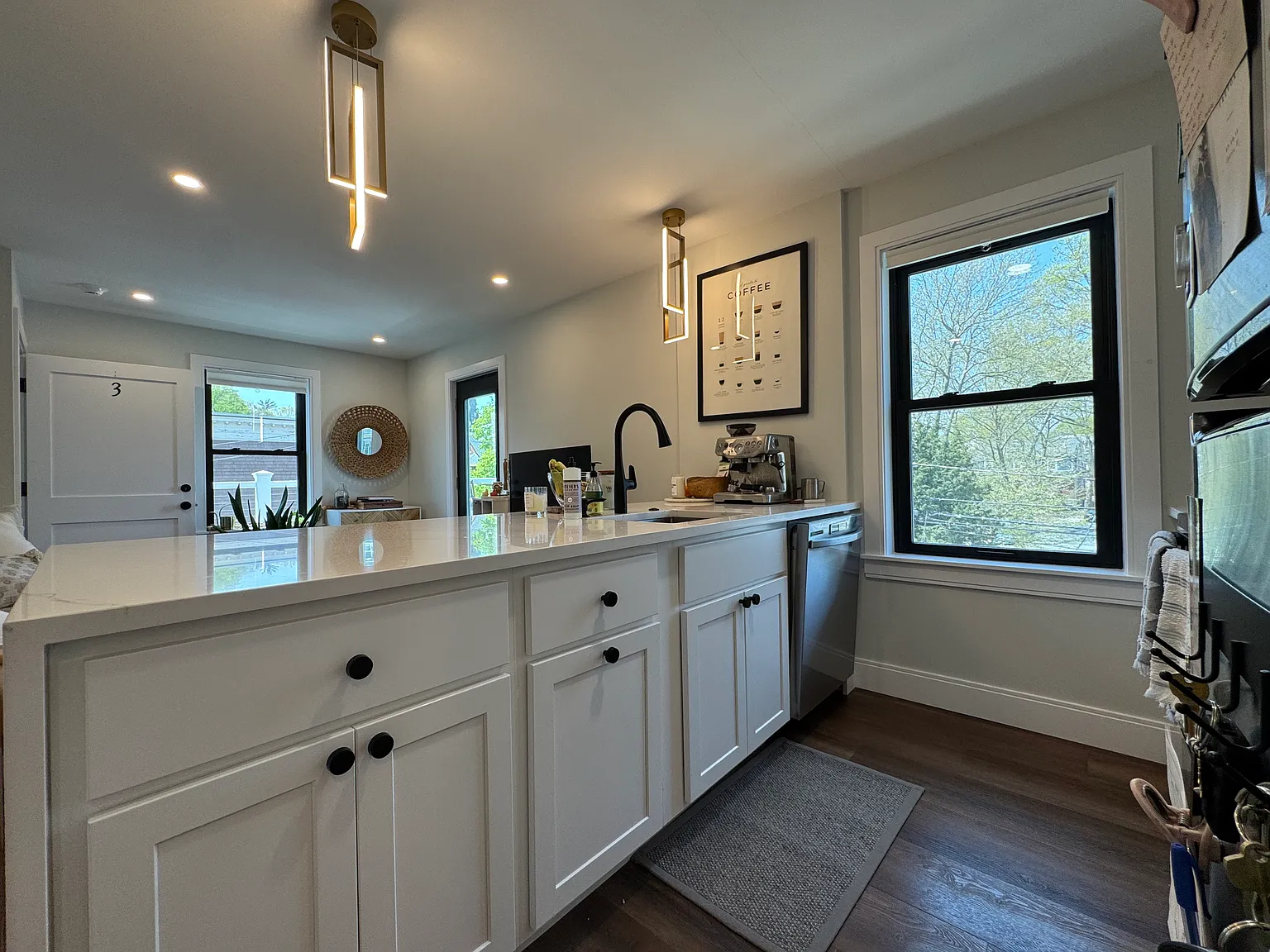 35 Hunnewell Ave, Oak Square