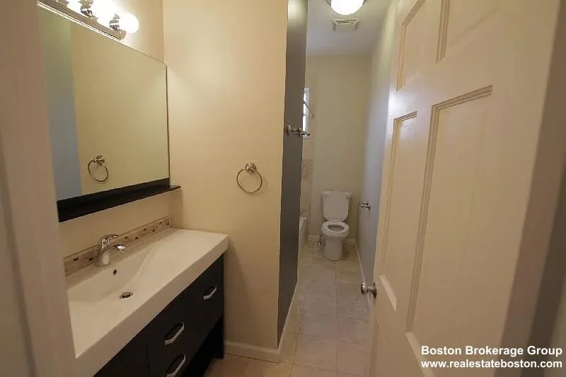 17 Ashley, Jamaica Plain