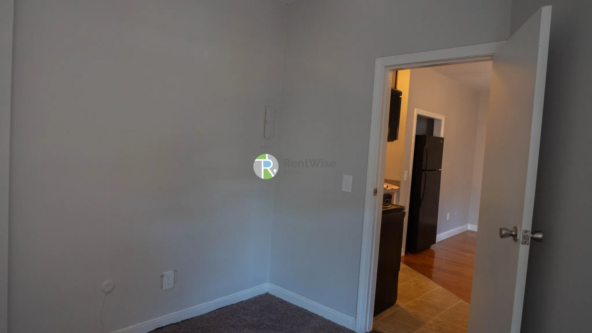 1132 Commonwealth Ave, North Brookline