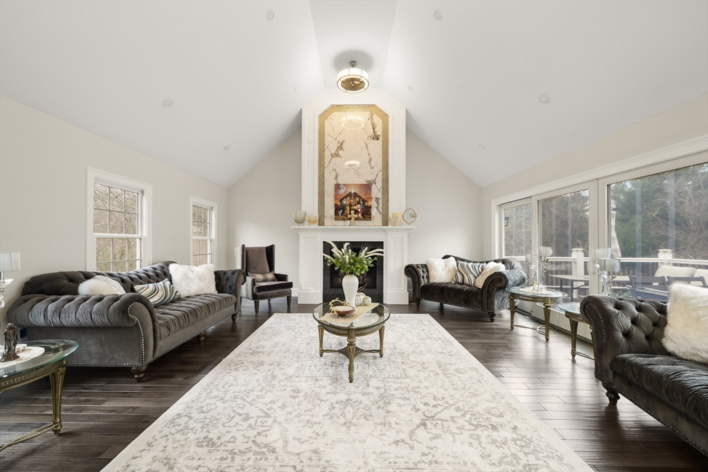 1 Confidential St, Indian Pond