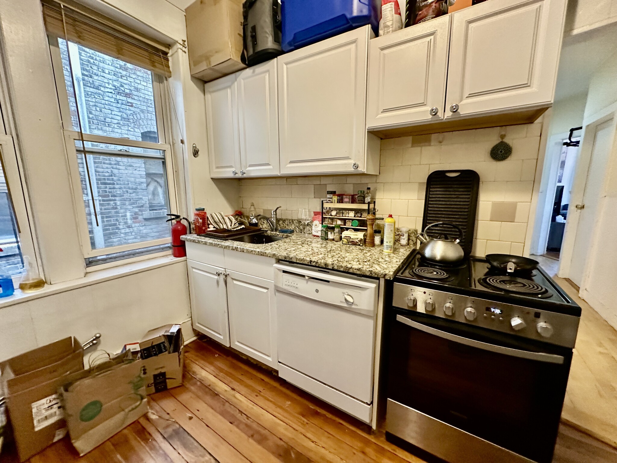 108 Myrtle, Beacon Hill